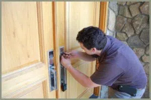 Locksmith Solution Services Louisville, KY 502-373-1330 - 68-44-4